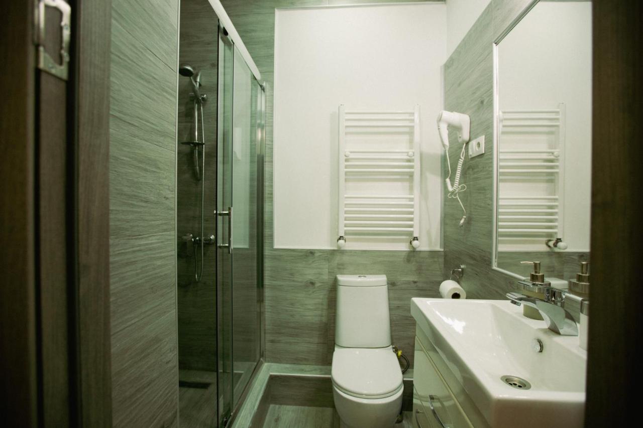 White House Hotel Tbilisi Buitenkant foto